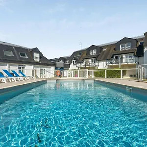 *** Holiday park Pierre & La Voile D'or France
