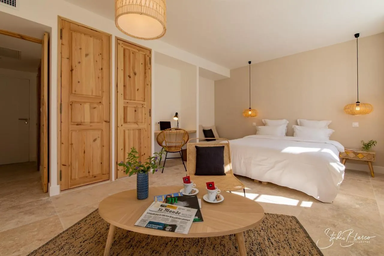 Hotel Moulin De La Roque Althen-des-Paluds Francia
