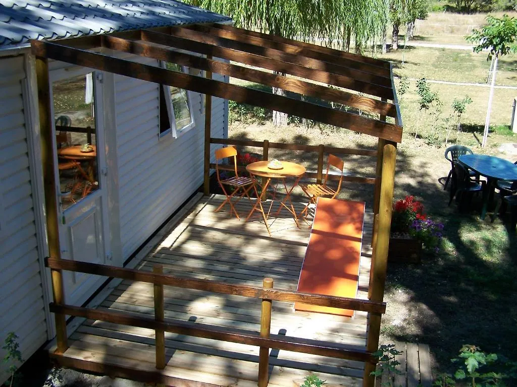 Hotel Moulin De La Roque Althen-des-Paluds