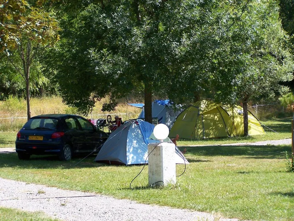 Hotel Moulin De La Roque Althen-des-Paluds 3*,